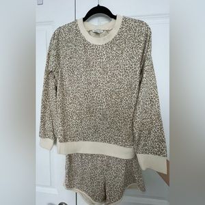 American Eagle Cheetah Print Pajama Set Long Sleeve Top and Shorts | Women’s S